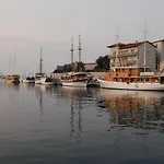 Novotny Crveni Banjol