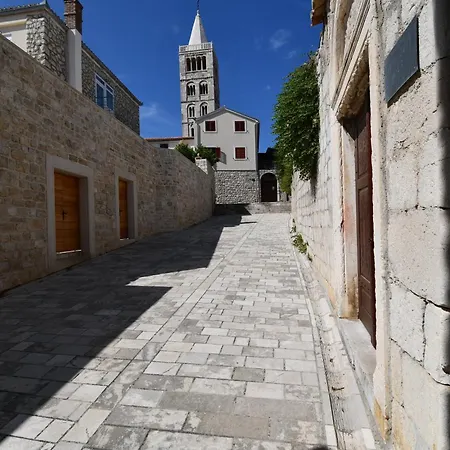 Apartament Novotny Crveni